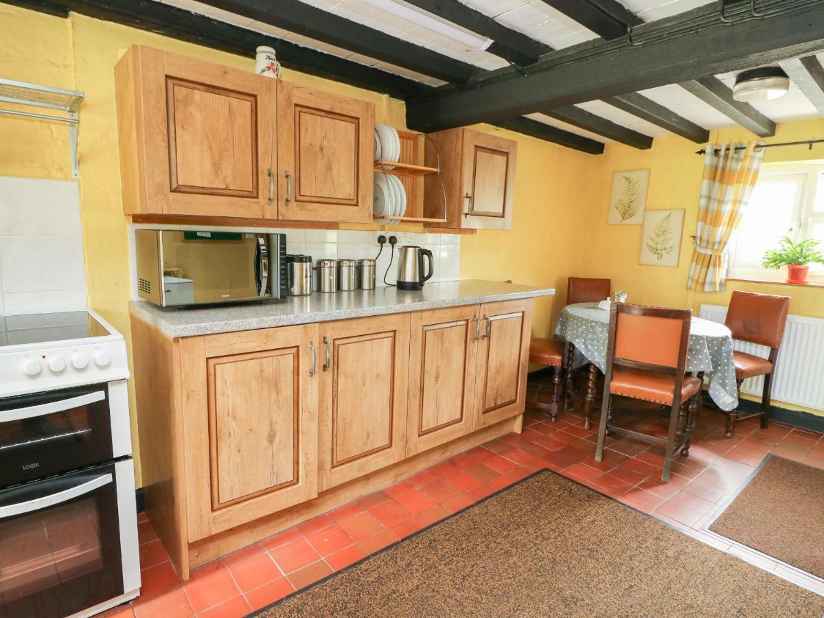 Caerau Farm House Llanidloes Exterior photo